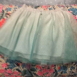 Tulle skirt. Size 6.